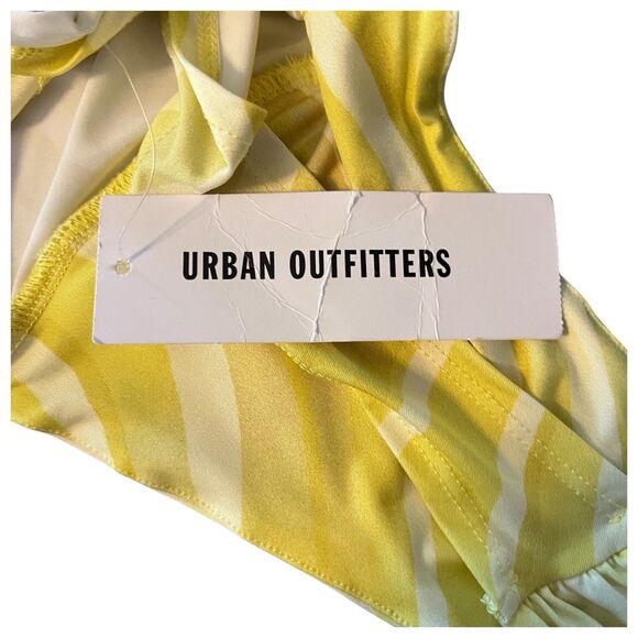 New Urban Outfitter Yellow Swirl Plunge Neckline Crossed Tie Back Crop Top SmalL - Picture 6 of 11